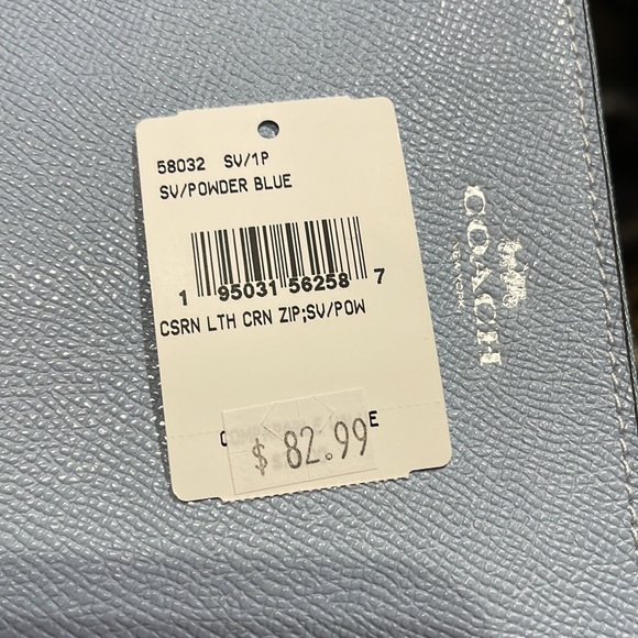 Coach Corner Zip Wristlet
Silver/POWDER BLUE - Picture 11 of 16